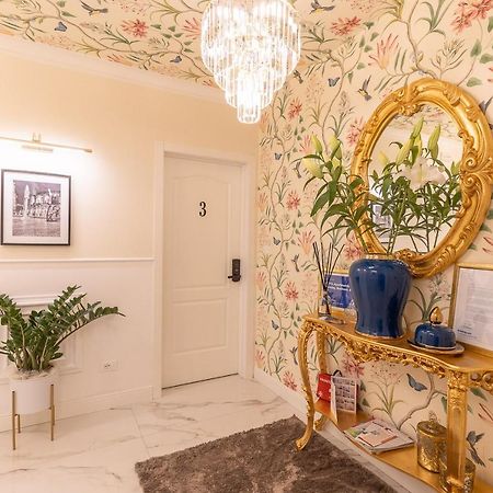 Crys: Rooms, Holiday, Business Werona Zewnętrze zdjęcie