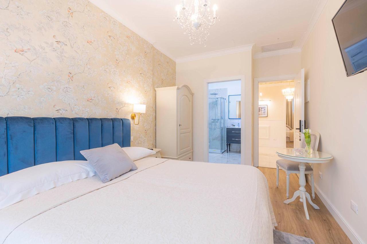 Crys: Rooms, Holiday, Business Werona Zewnętrze zdjęcie