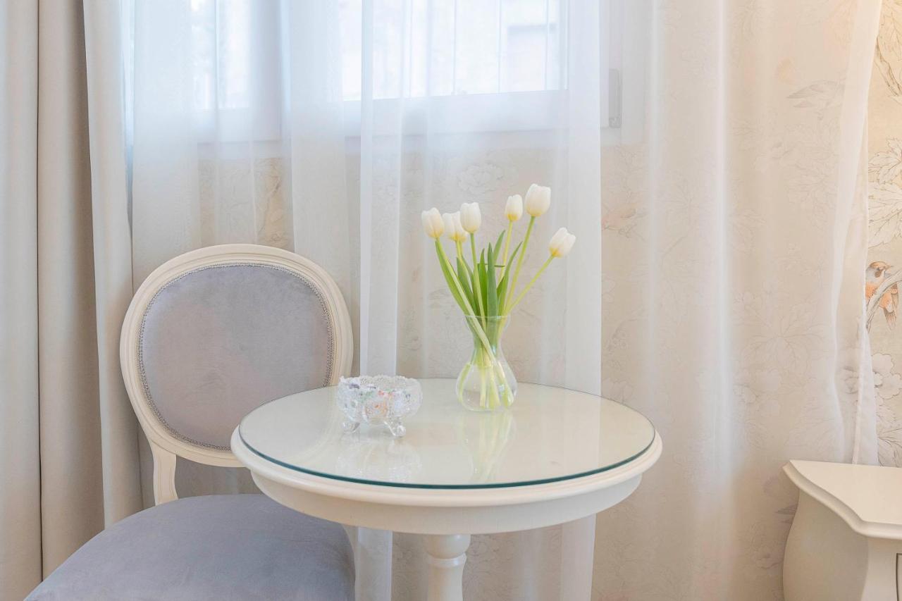 Crys: Rooms, Holiday, Business Werona Zewnętrze zdjęcie