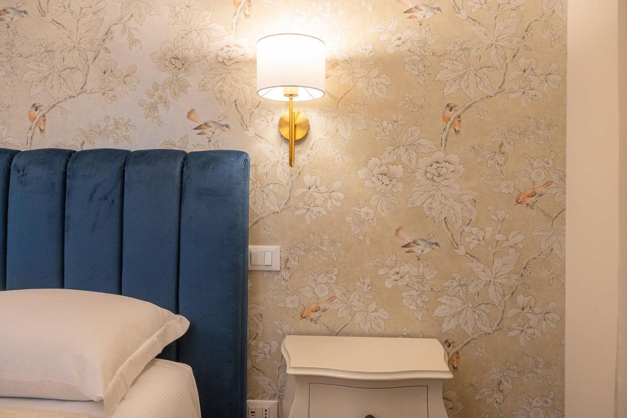 Crys: Rooms, Holiday, Business Werona Zewnętrze zdjęcie